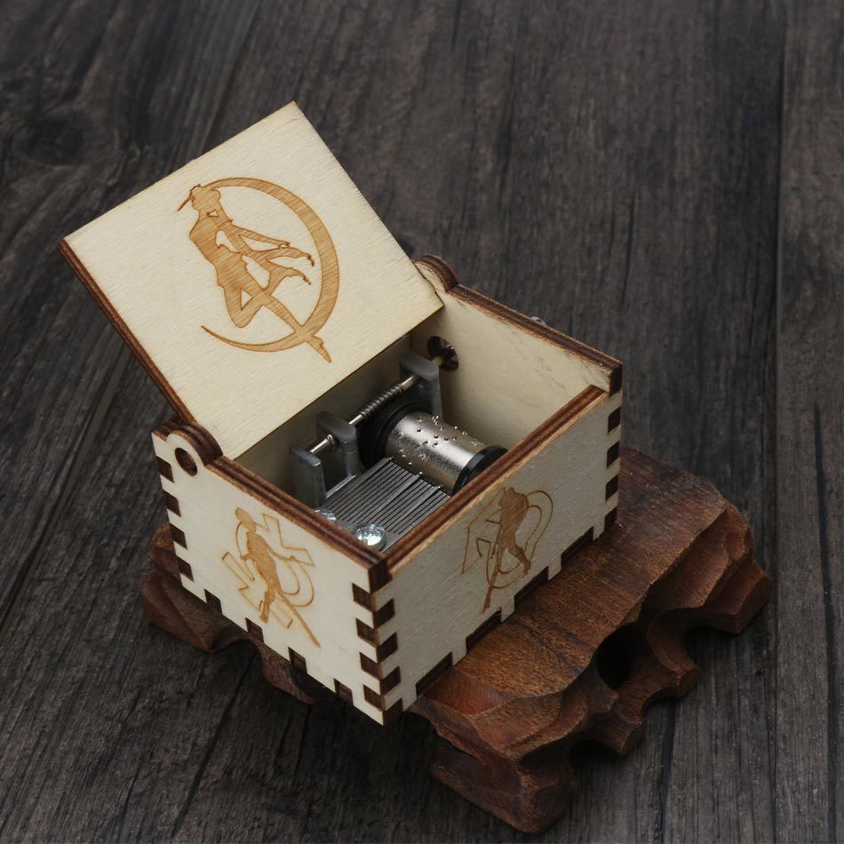 Hand Crank Wind Up Music Box | Zincera