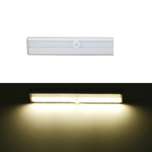 Load image into Gallery viewer, Battery Operated LED Closet Light Wireless Motion Sensor | Zincera