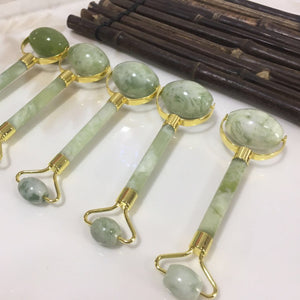 Jade Face Stone Roller Massage Tool | Zincera