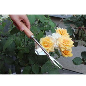 Premium Garden Hand Held Weeding Tool | Zincera