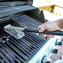 Load image into Gallery viewer, Stainless Steel BBQ Grill Grate Cleaning Brush | Zincera