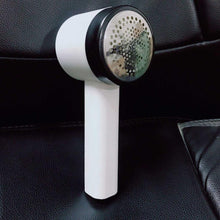 Load image into Gallery viewer, Premium Wireless Fabric / Lint Shaver &amp; Fuzz Remover