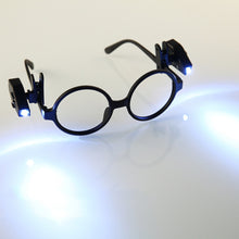Load image into Gallery viewer, Clip On Book Reading Lights For Glasses | Zincera