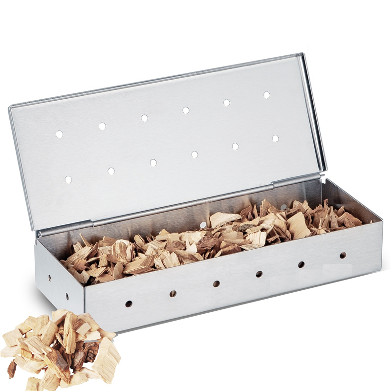 Premium Gas Grill Wood Chip Smoker Box | Zincera